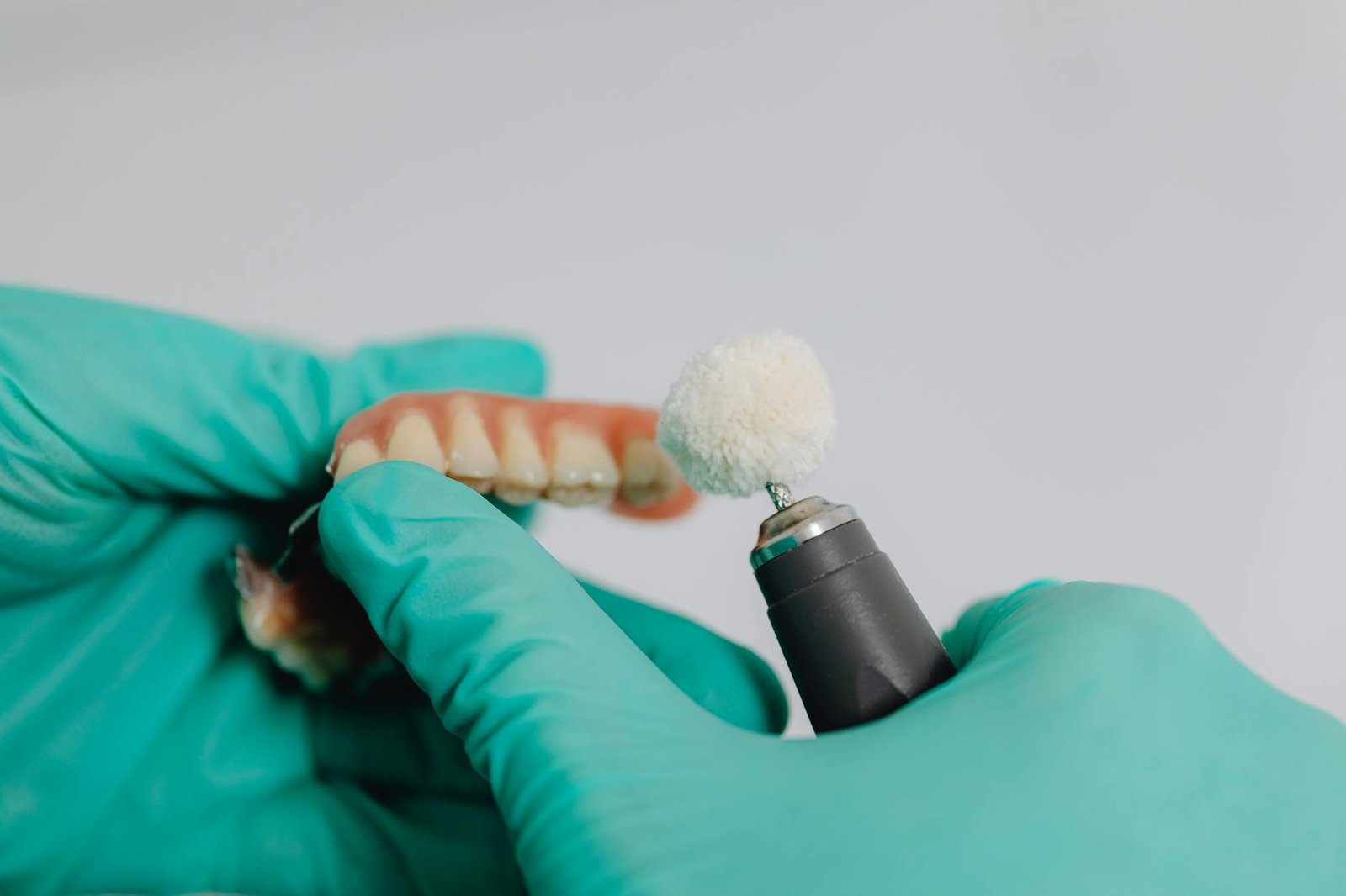 scaling polishing Nagpur illustration for Teeth Cleaning Jaripatka: Must-Have Scaling Polishing Benefits in Nagpur